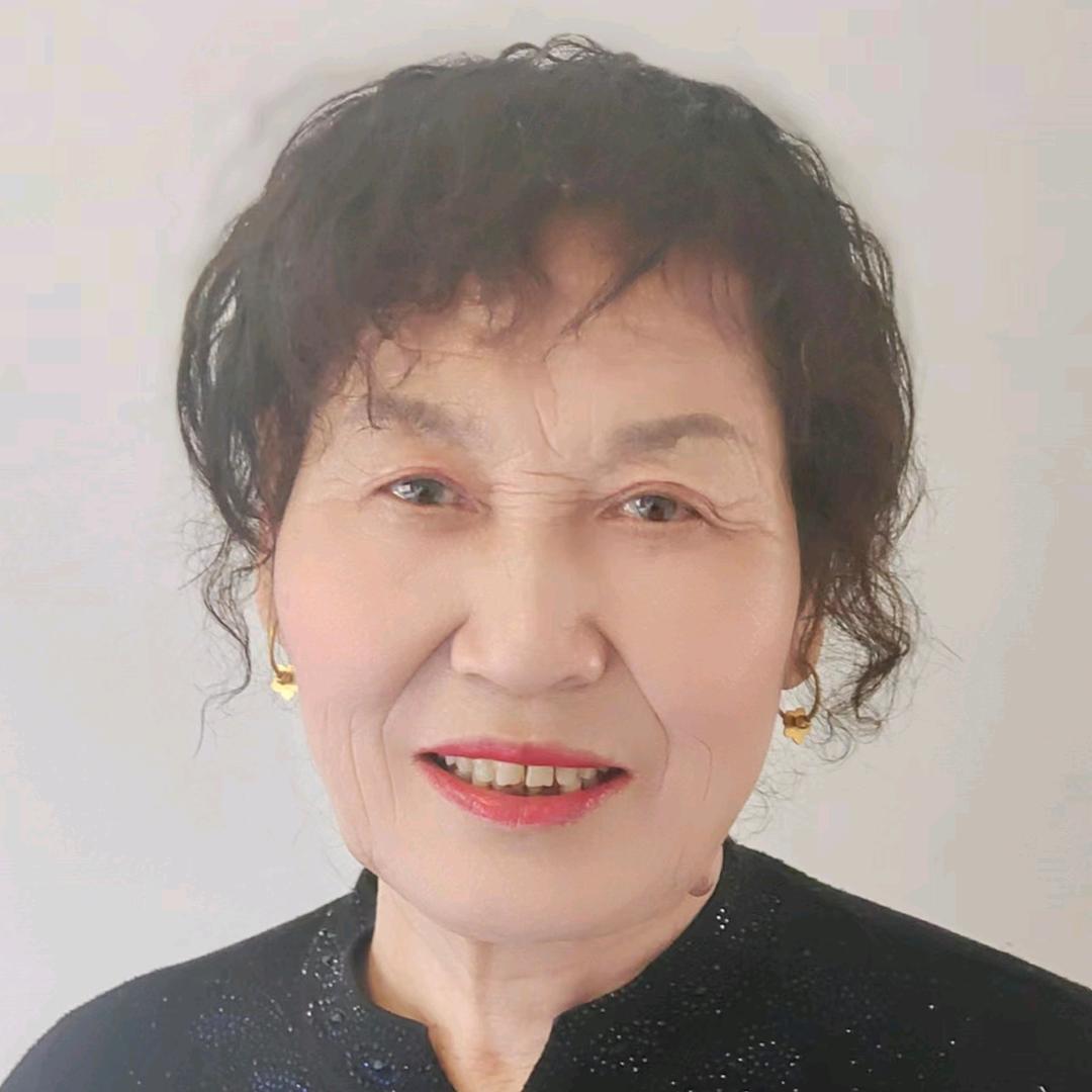 卢老十（叮当奶奶）