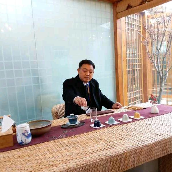 月坝村支书吴光成