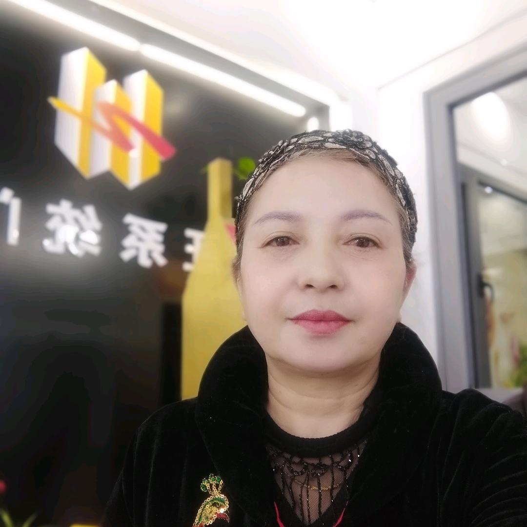 门窗大姐姐龚来财