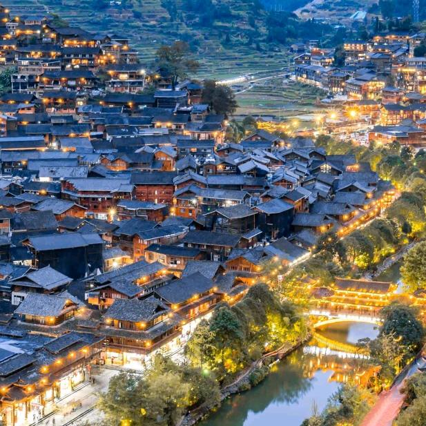 旅行吾