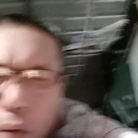 用户492633756