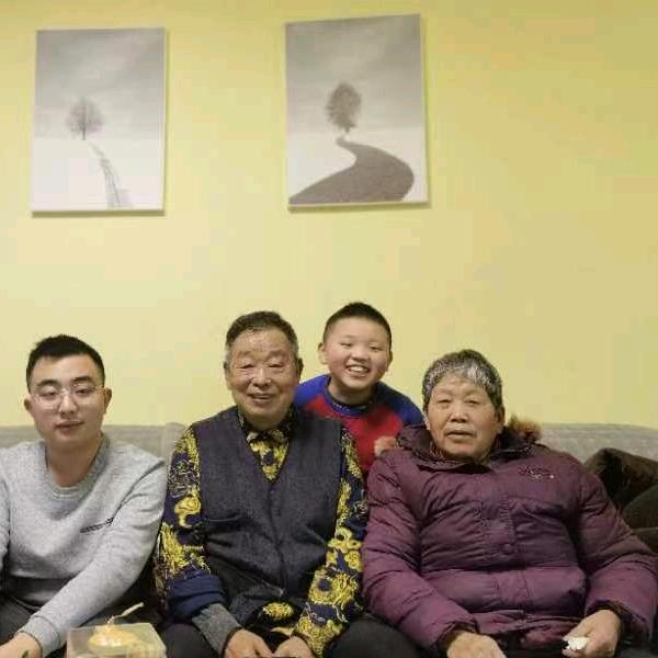 钓鱼翁