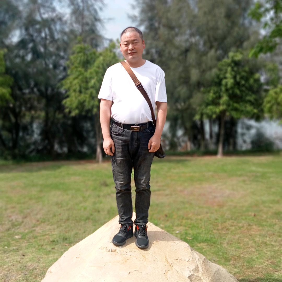 邹万成