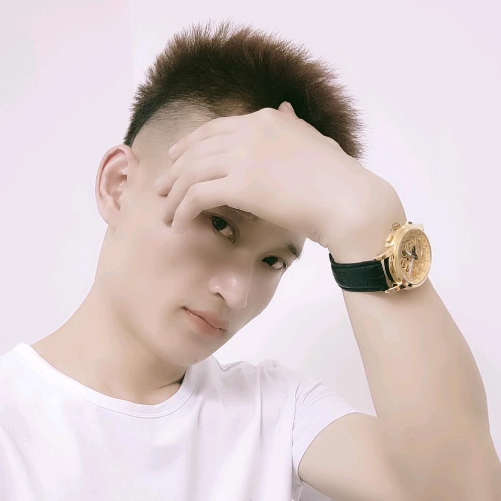 ༺王༻