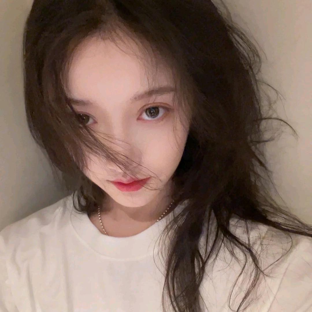 Liu珞怡