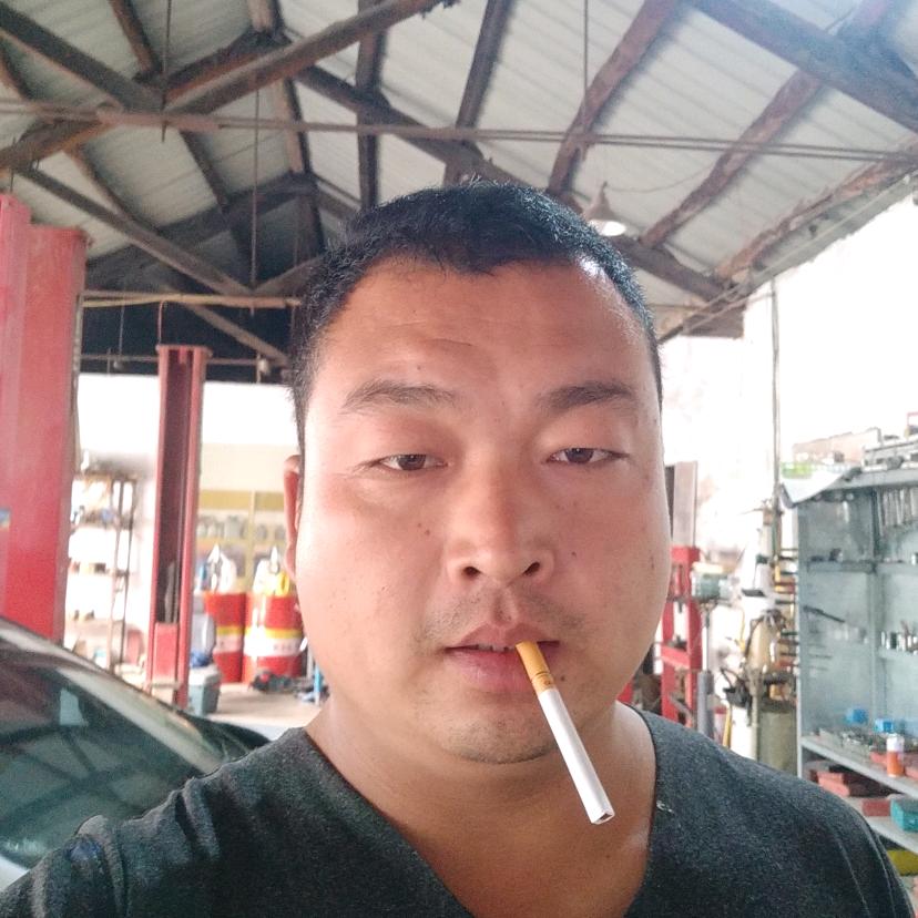 平顺汽修    张锋