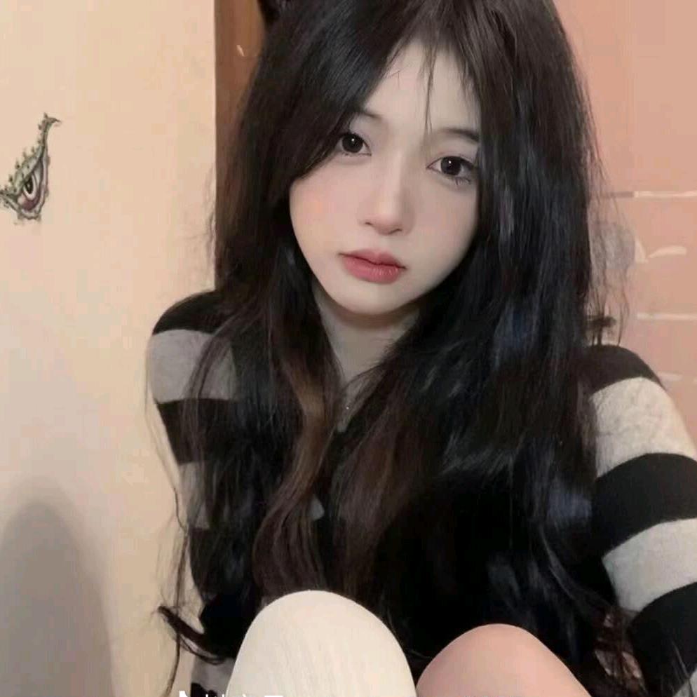 彤
