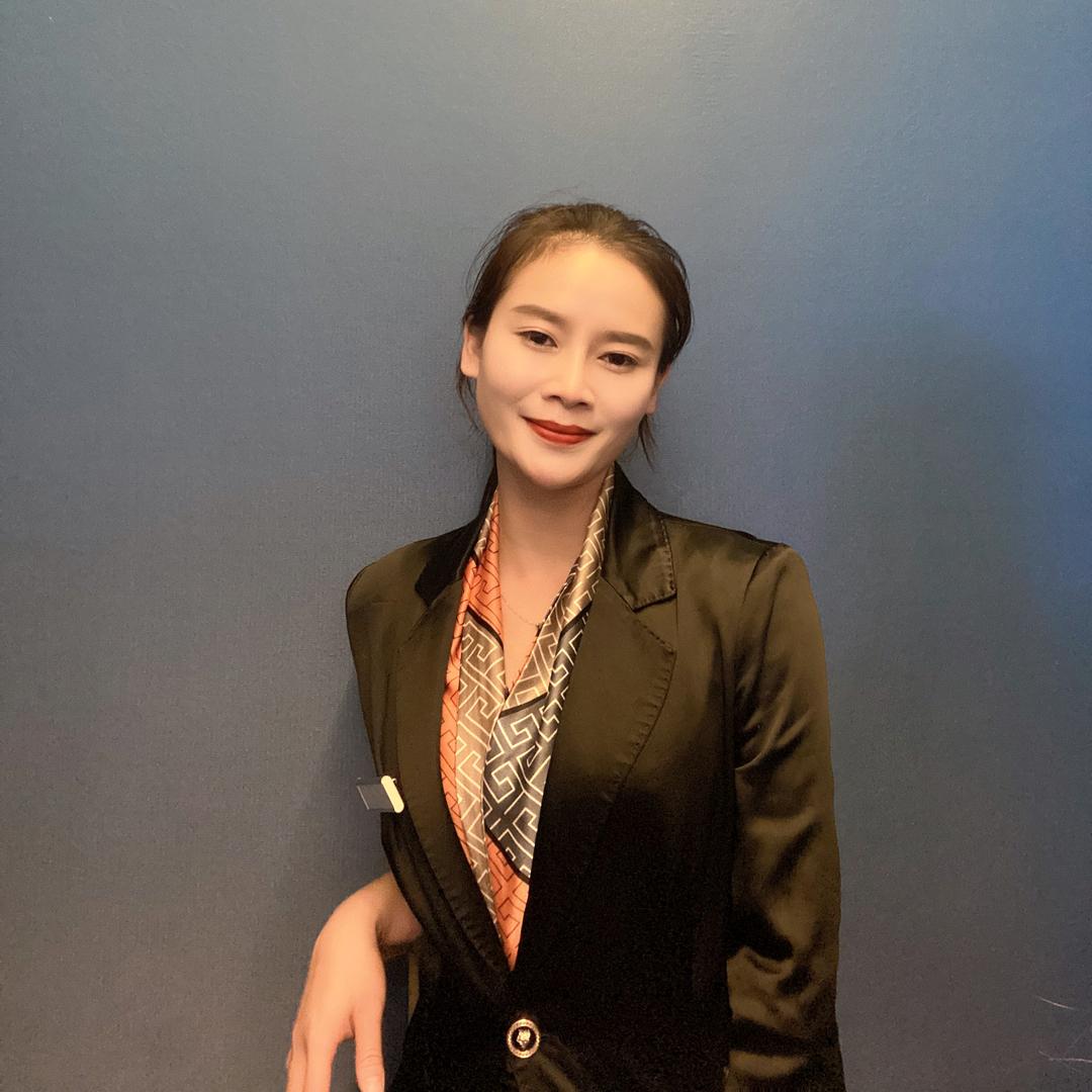 雅吉轩（何美美）