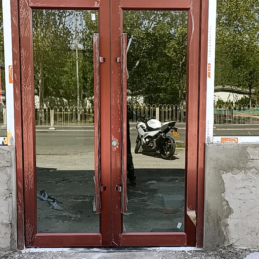 A0玻璃隔断肯德基门