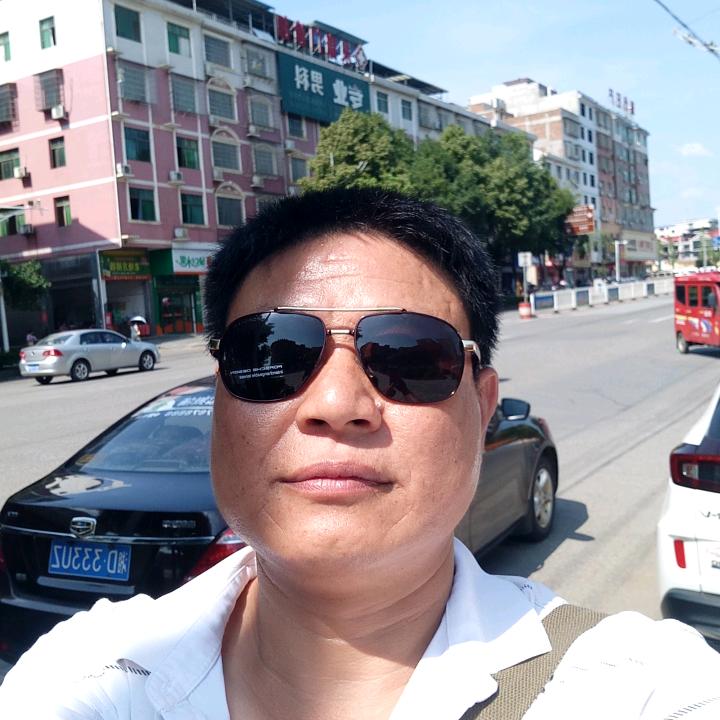 李氏家族一家亲