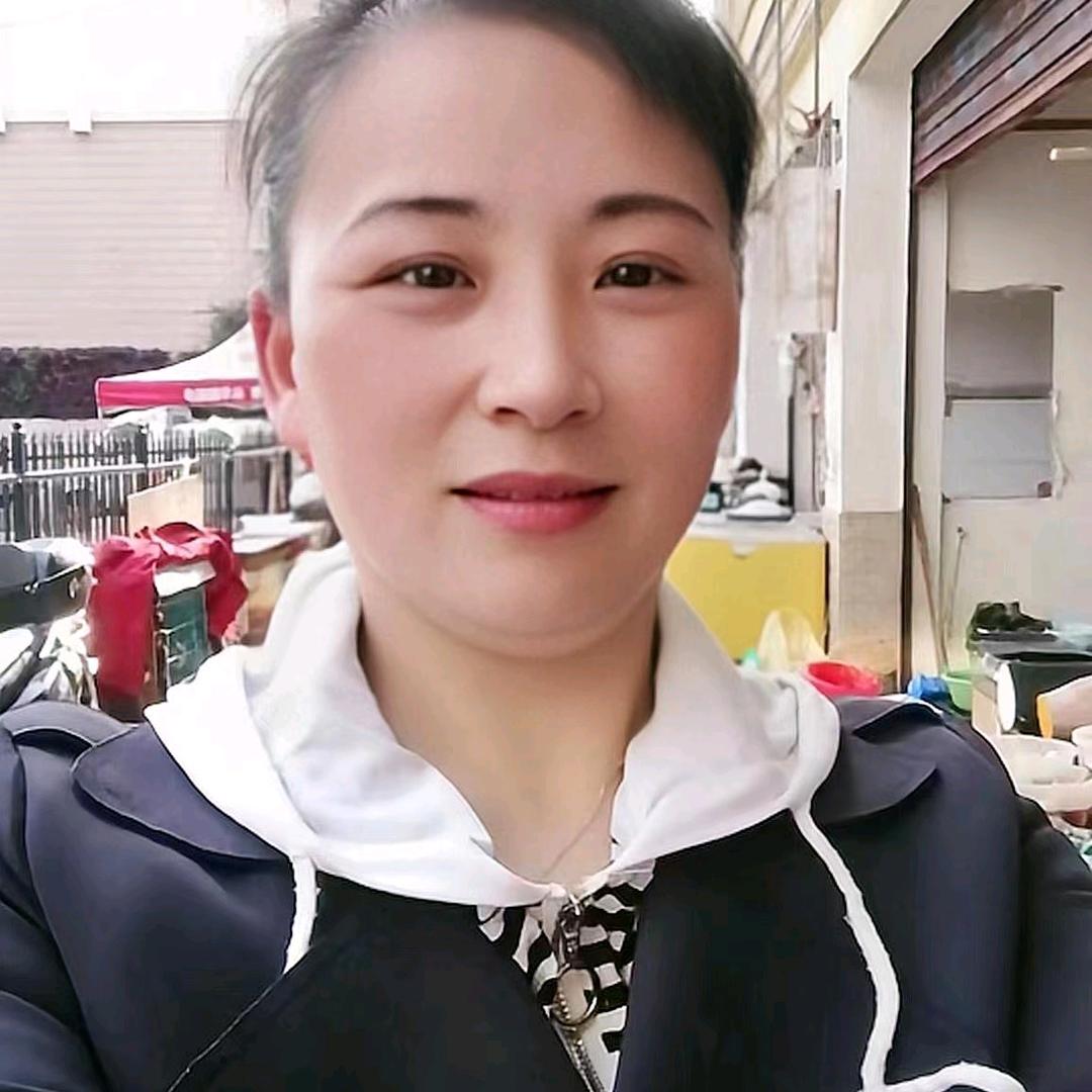 爱笑的女人（不定时开播）