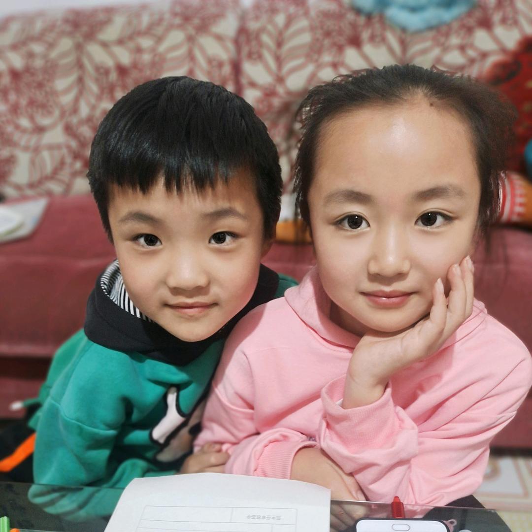 媛宇↖（^ω^）↗峰玲