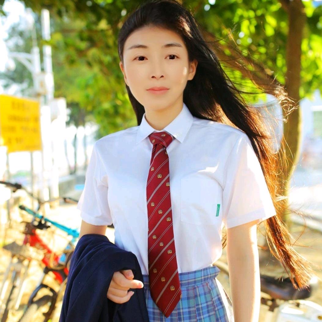 傲思卡小迷妹
