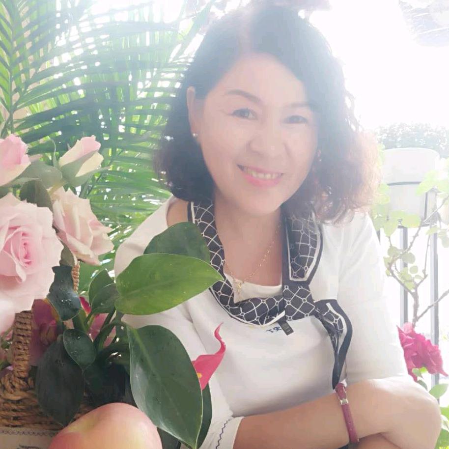 爱养花的丫丫姐