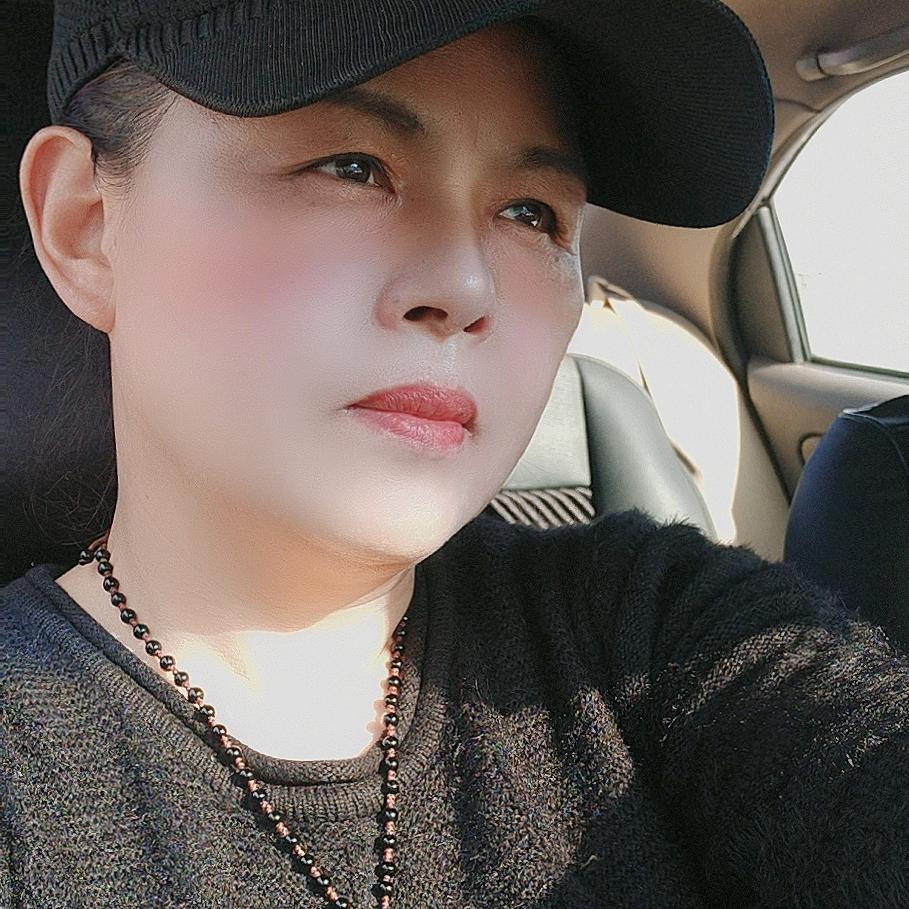 黑玫瑰，【拒绝私聊】