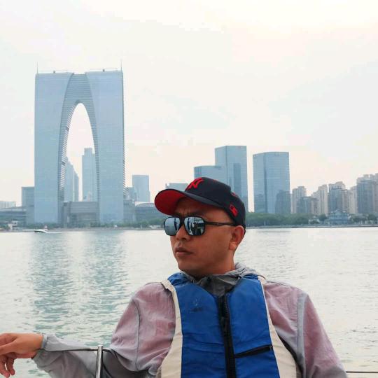 开路鲜锋  邱成