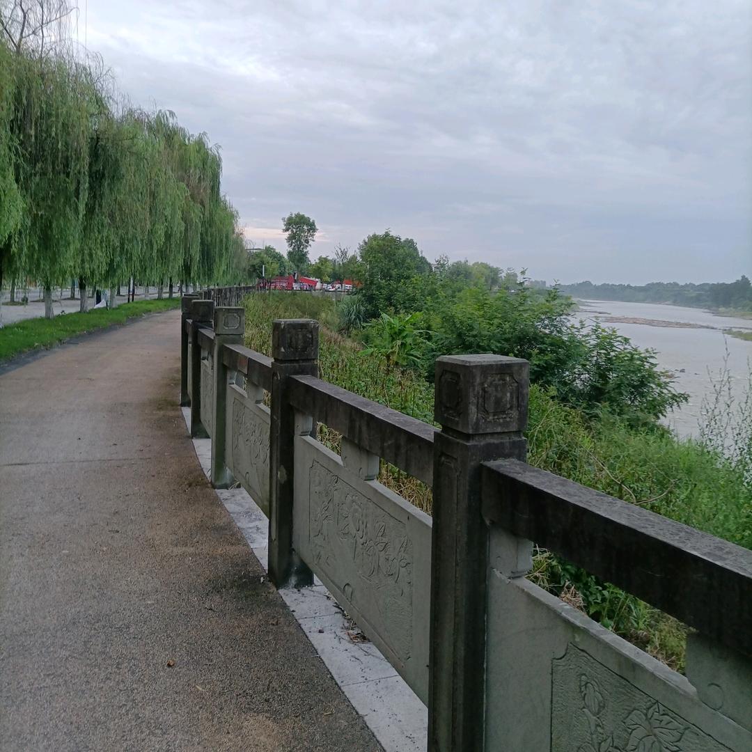 小倪同学和豆芽蛋糕的开心日常😽😀