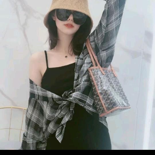 青弧雯服饰