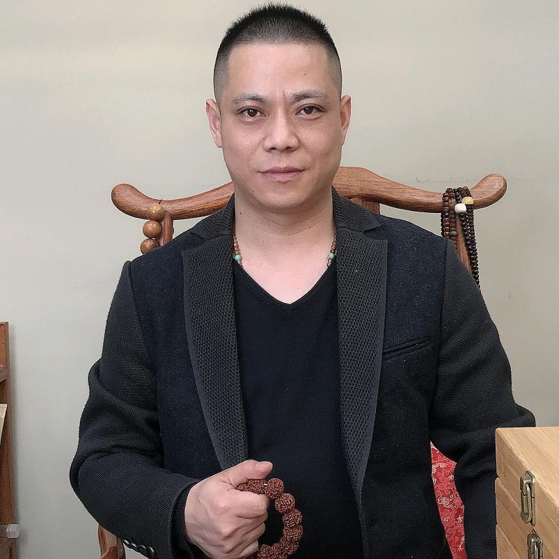 燎香老张
