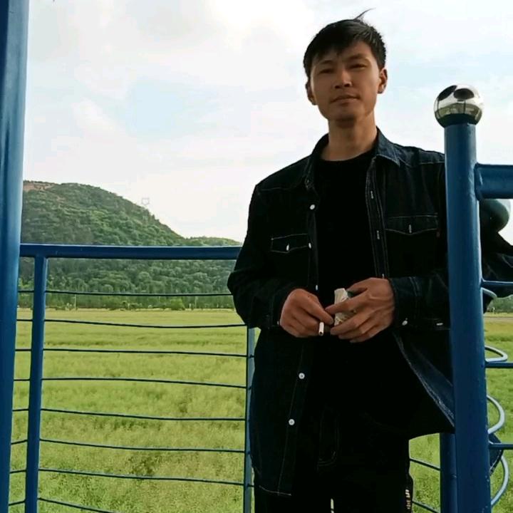阿荣