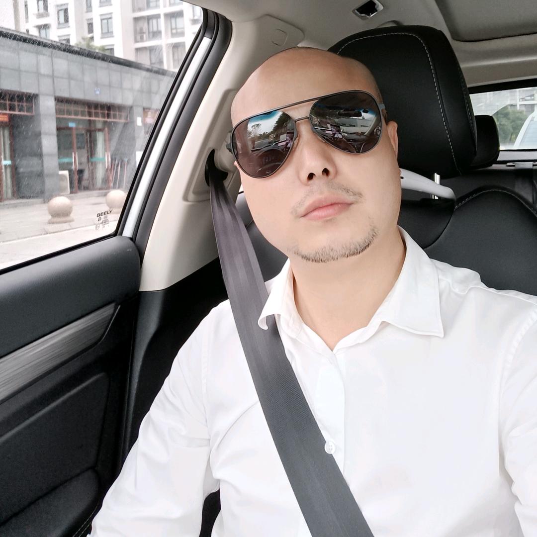 餐饮人小周Michael