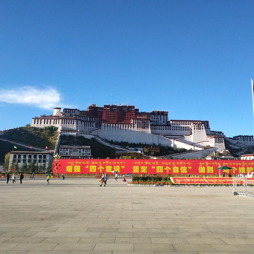 易凡