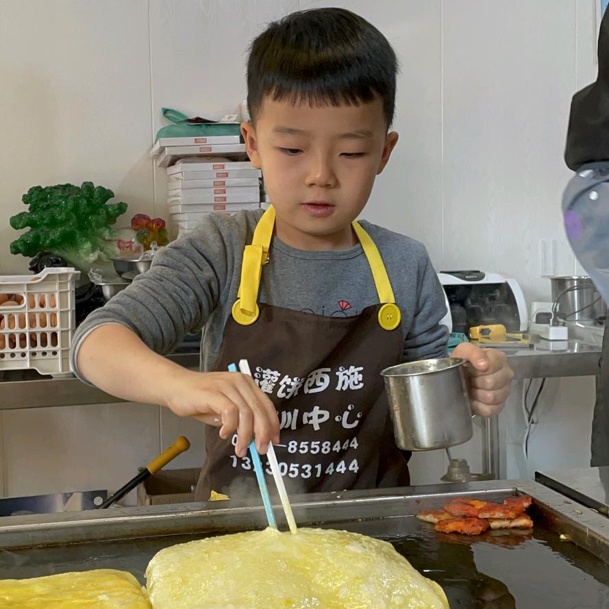 大波鸭货灌饼西施（灌饼少年）
