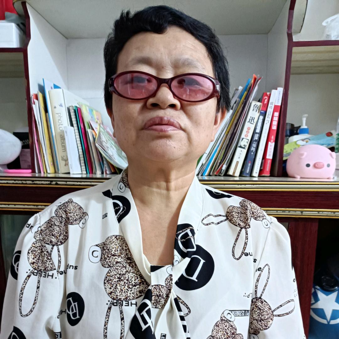 陈奶奶
