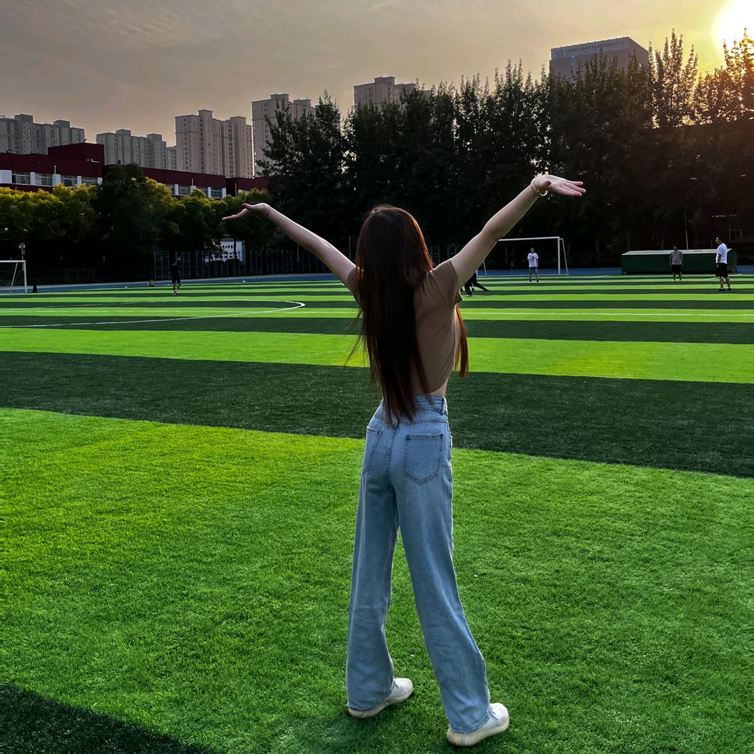 早睡有点难.