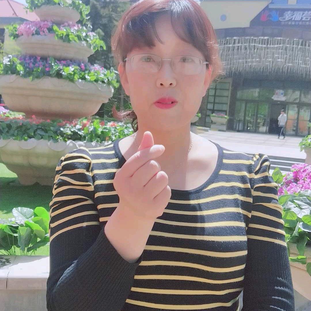 踏雪寻梅