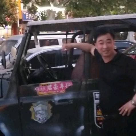 天道酬勤，帮助别人，快乐自已