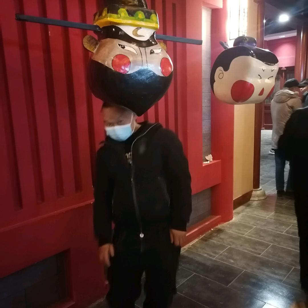 小黑老黑