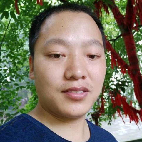 专业轻石膏，和外真石漆。施工团队。