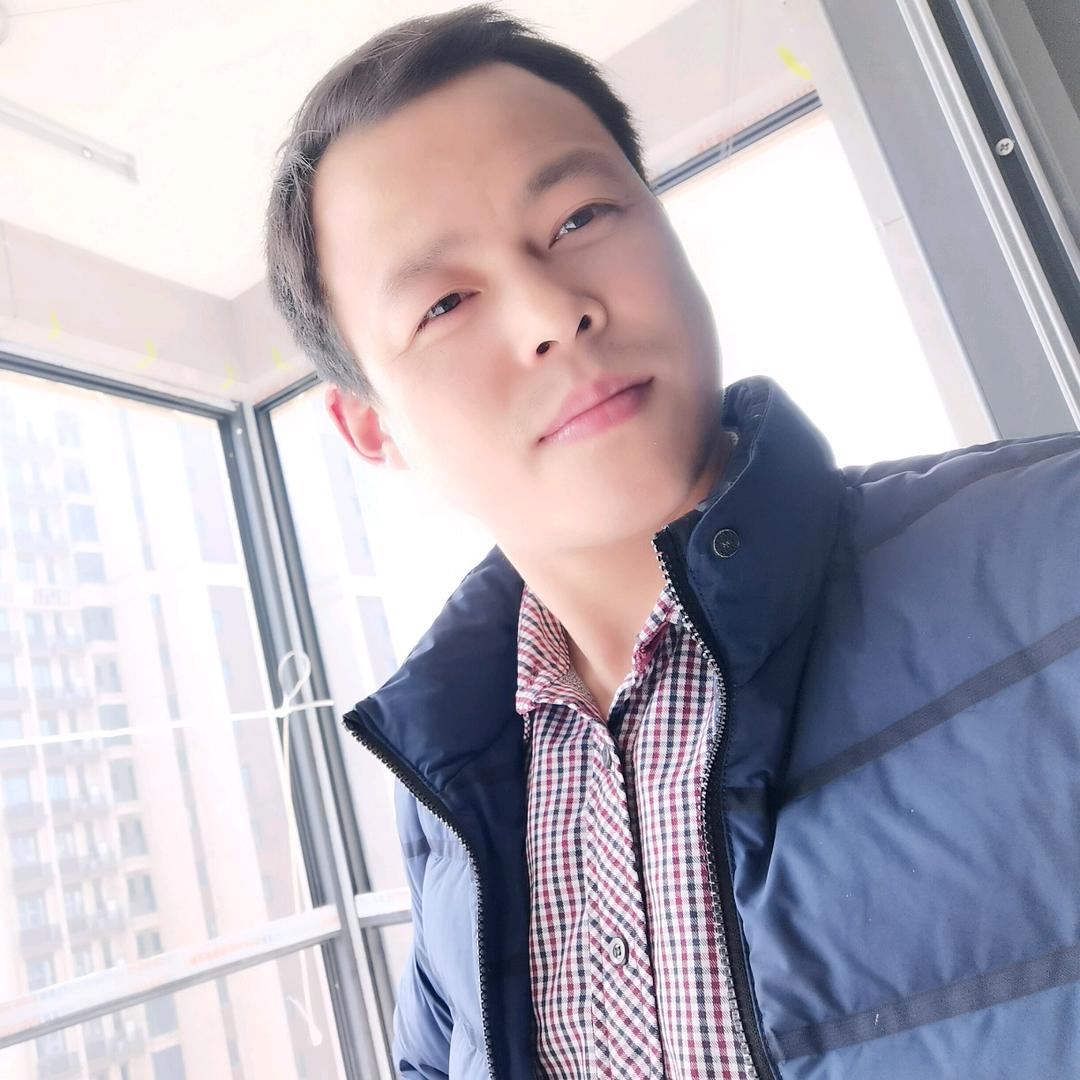 贴砖小潘