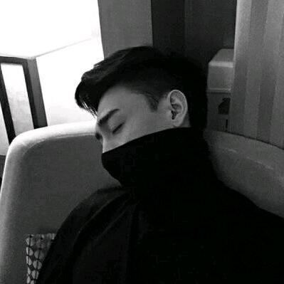 五岁就特酷的小左