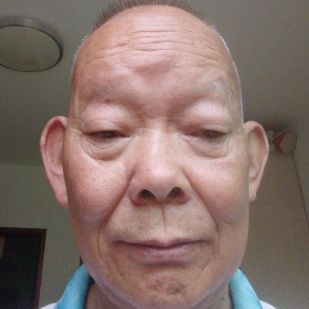龚龙发