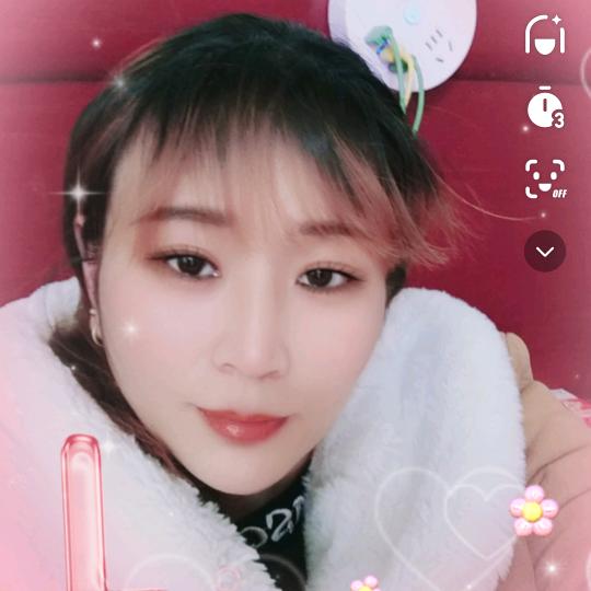 远嫁的姑娘。