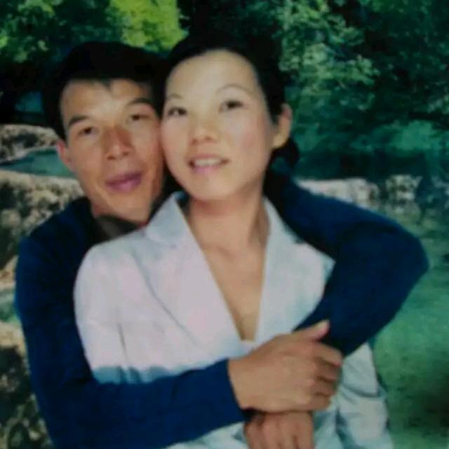 贺州：。\∧灬末、叉：。我。：的松温泉镇