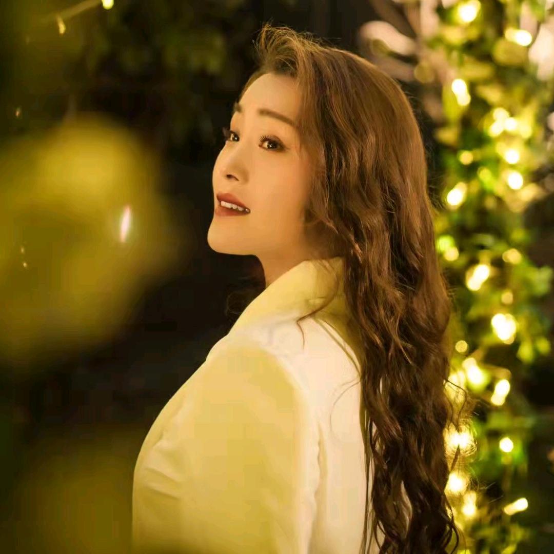 颜韵美甲美睫店