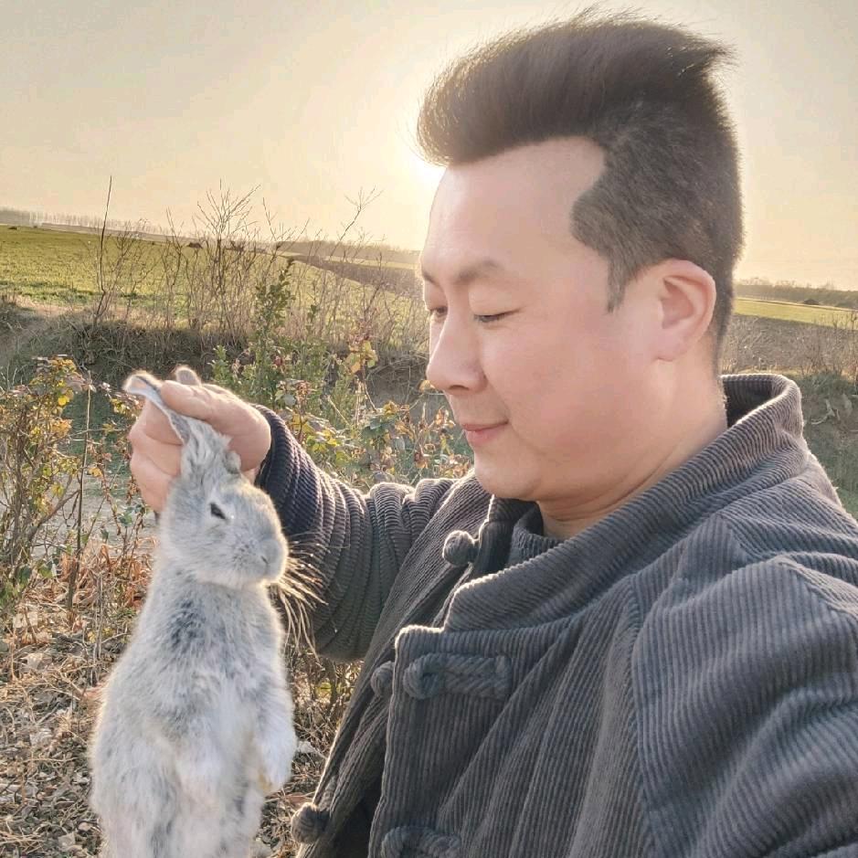 俗人（红雷）