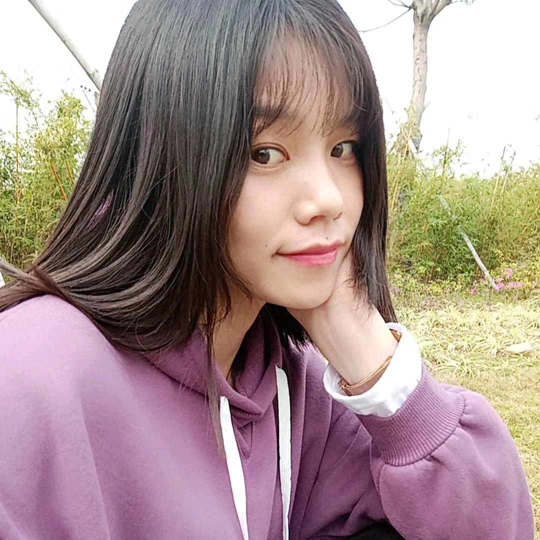 执着努力的邓小姐