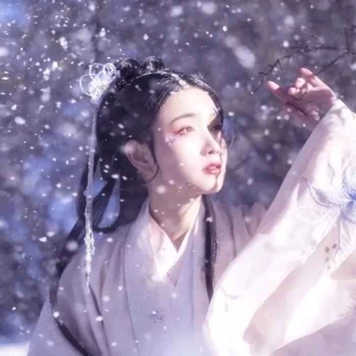 💞ღ᭄陈家ঞ᭄༊菇娘💞