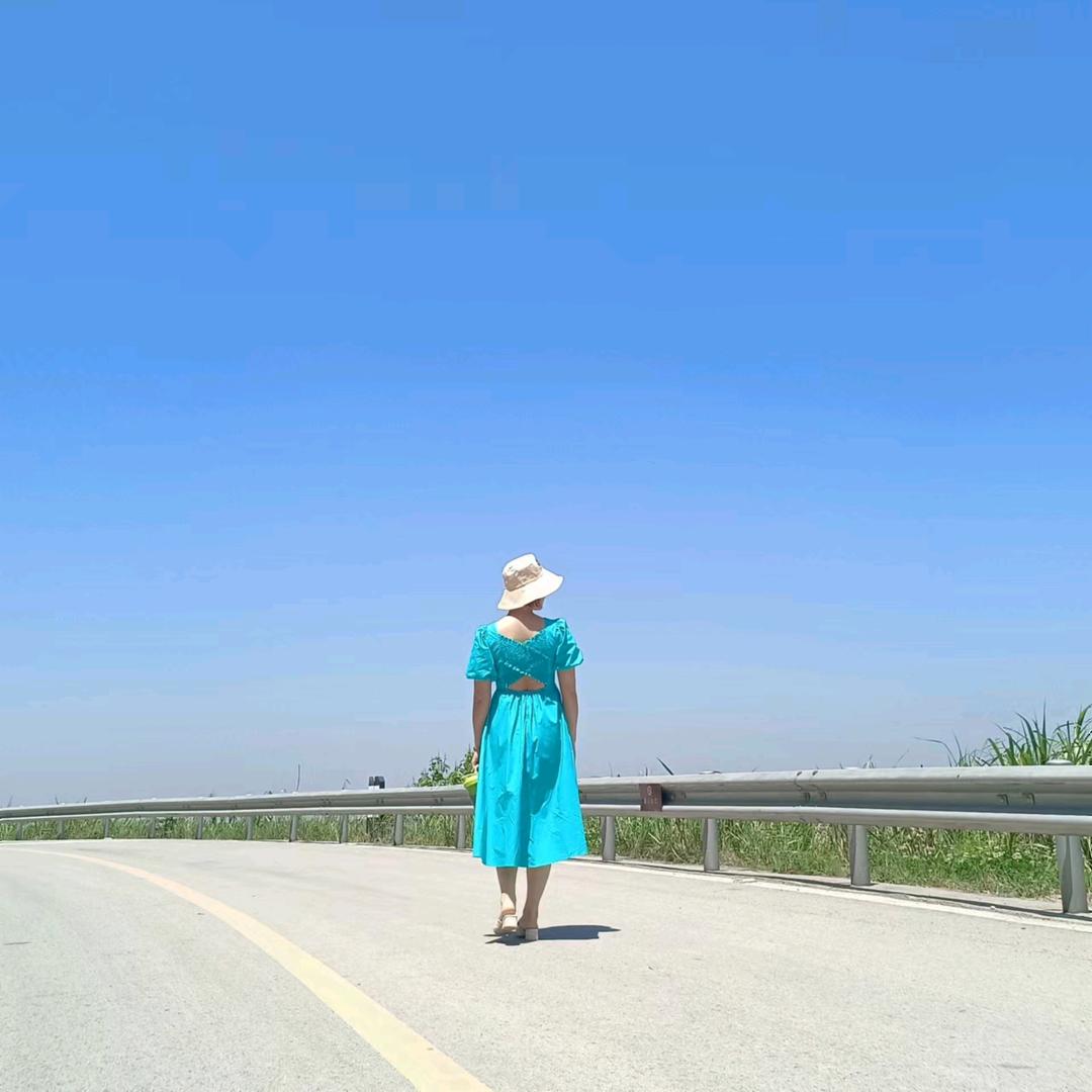 ★睨霓★