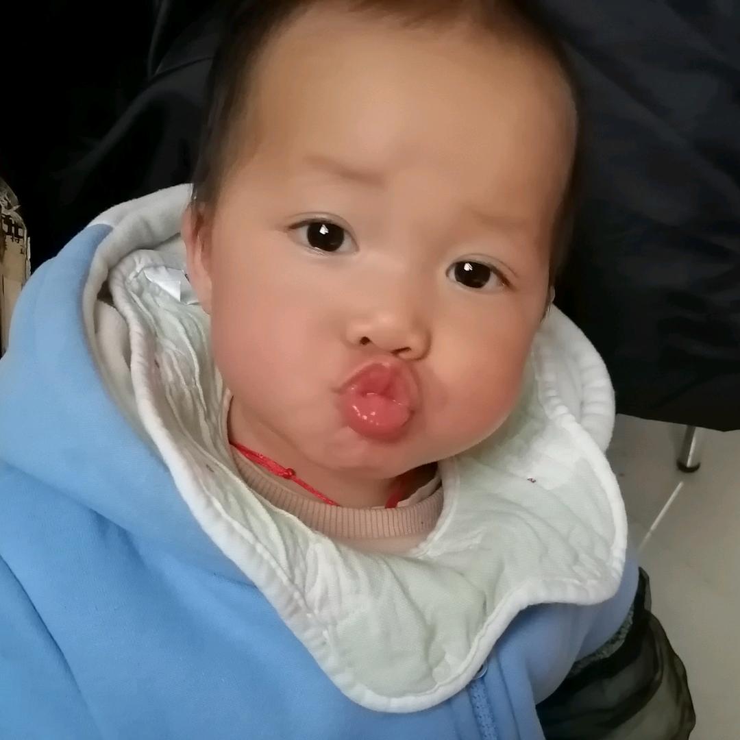 杨一一