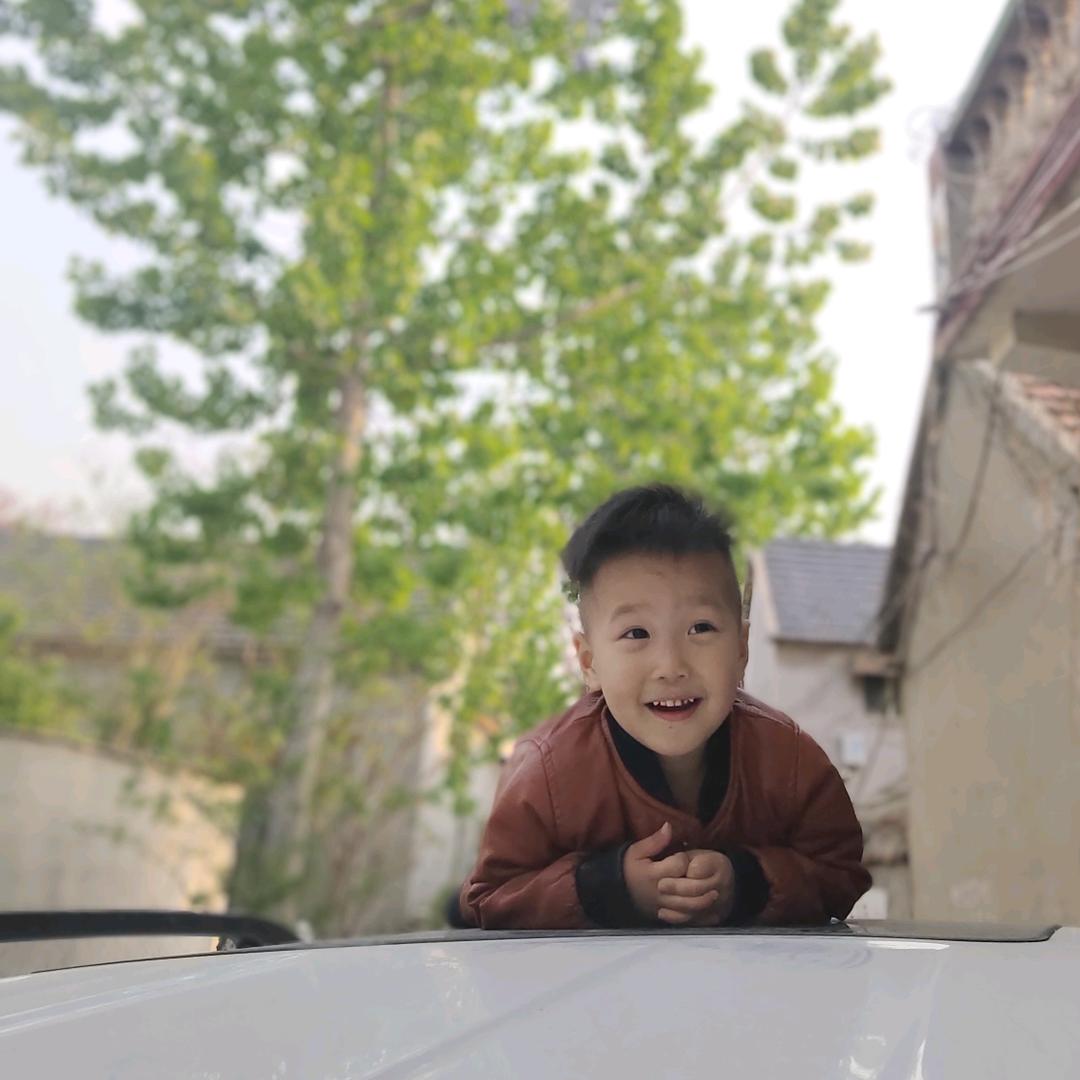 **←琳琳呀⁰̴̶̤꒰·͜·꒱**