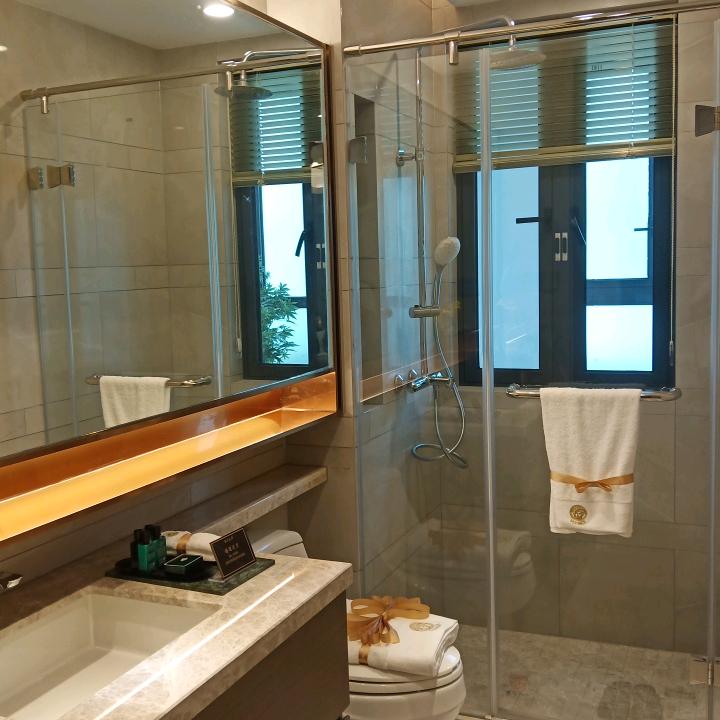 非凡装璜🇨🇳广告。明哥