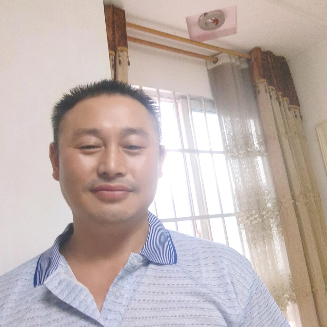 李哥爱山歌