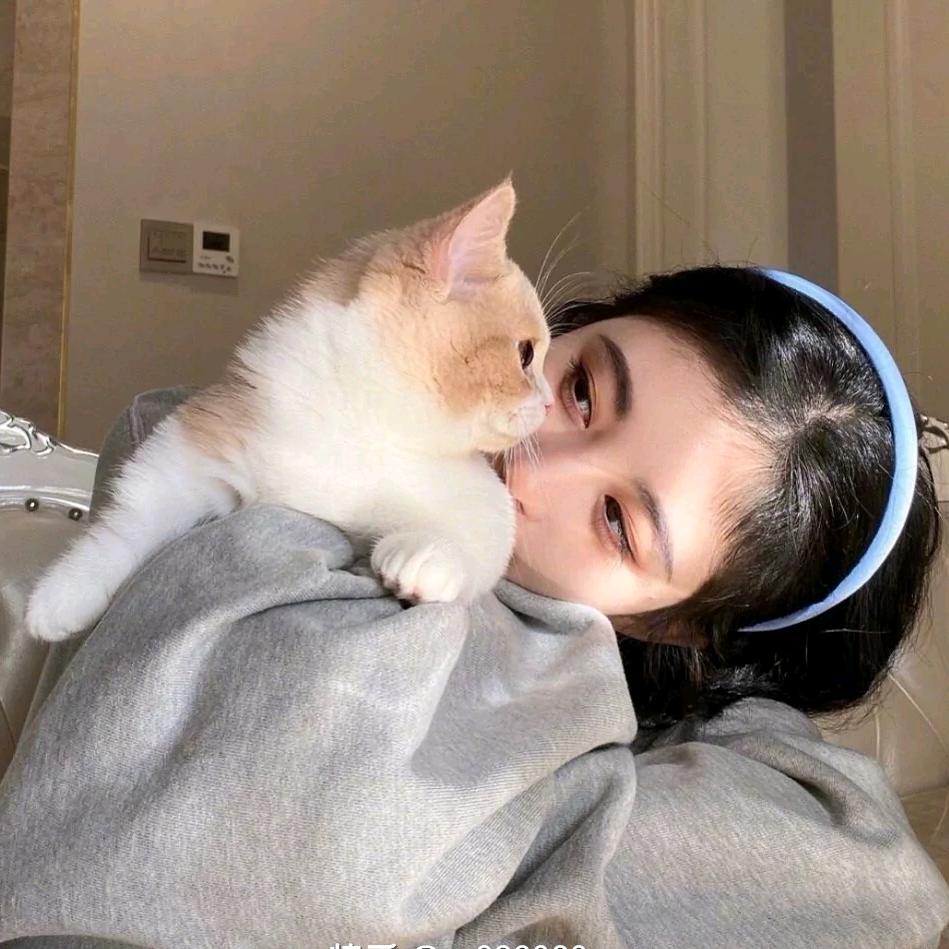 卖女孩的小火柴﹌