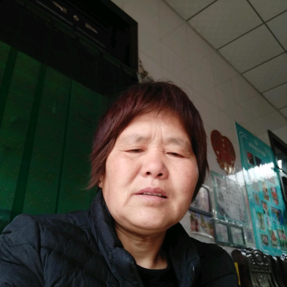 大樊纸扎摆饭<村里面>
