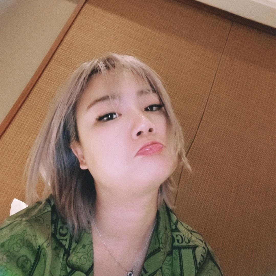 潇洒姐🌈🌈🌈